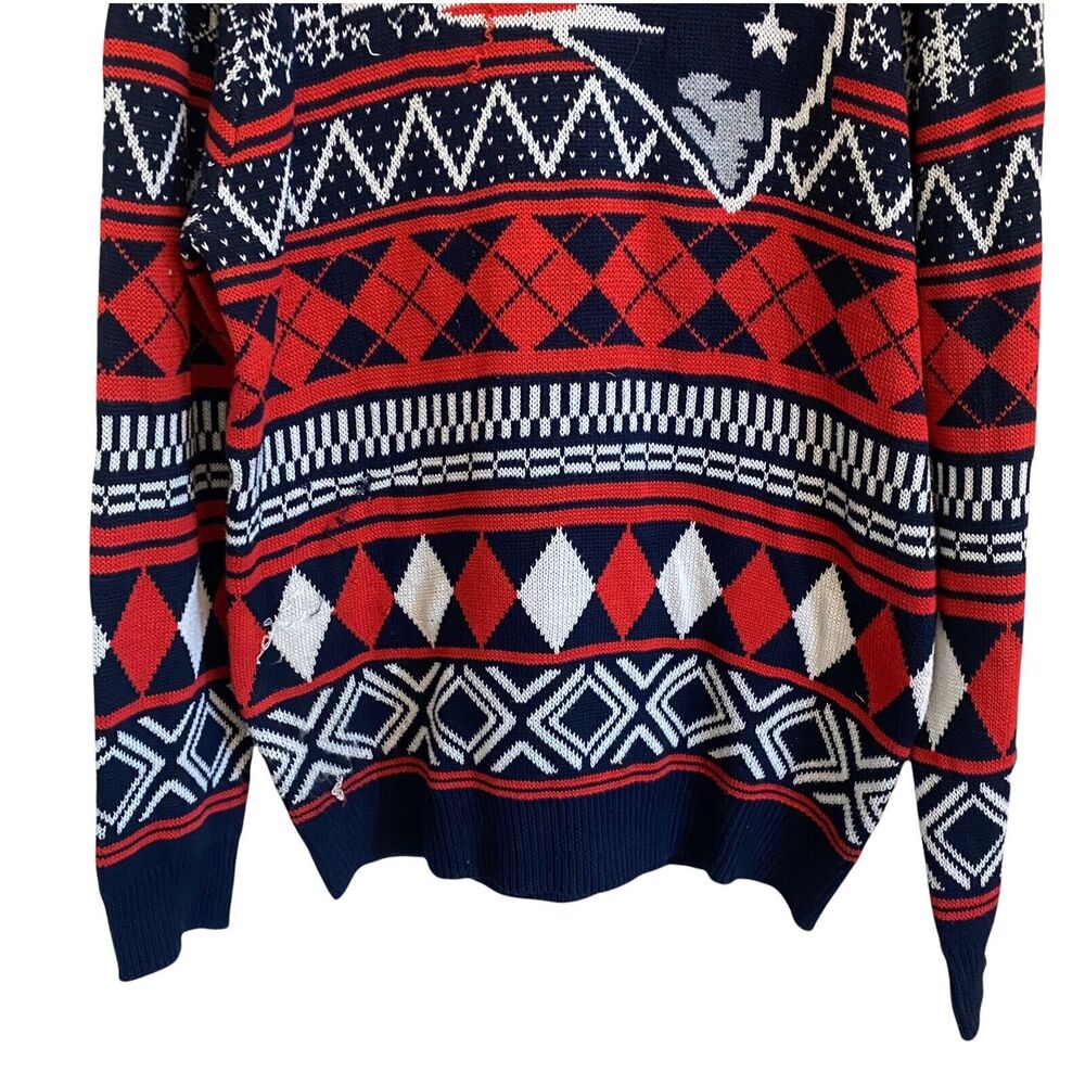 NFL Team Apparel Mens Size Large Sweater Holiday Patriots New England Red Blue - Picture 3 of 9